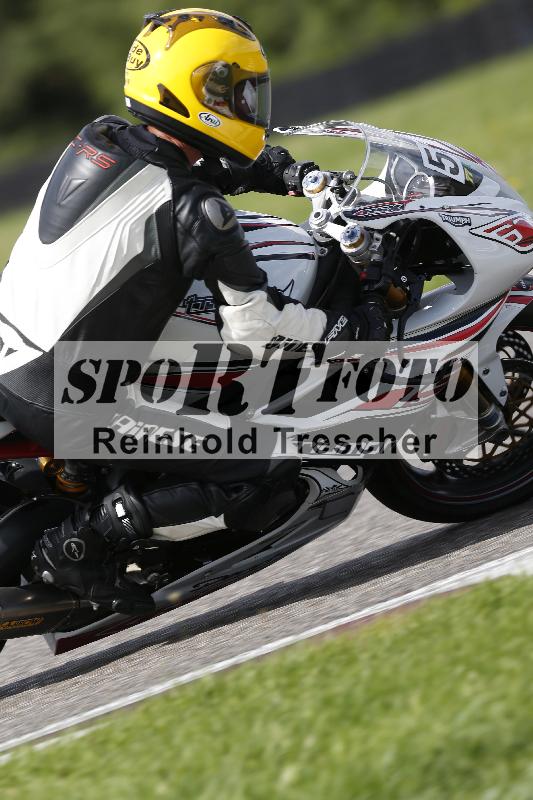 /53 16.09.2025 Track Day Domi Aegerter ADR/Gruppe gruen/55